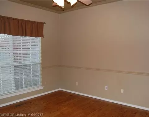 9608 Hanover Cir, Fort Smith, AR 72908 photo 3