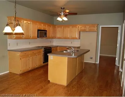 9608 Hanover Cir, Fort Smith, AR 72908 photo 5