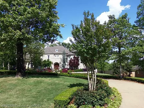 11201 Woodland Dr, Fort Smith, AR 72916 photo 1