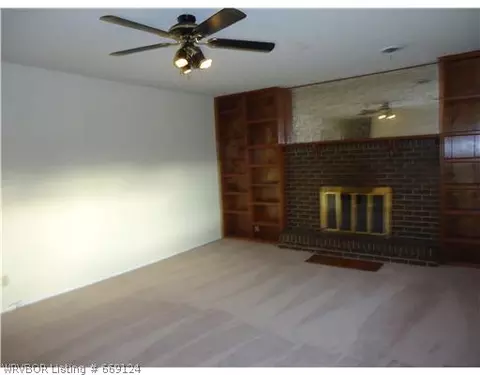 600 Martin Dr, Fort Smith, AR 72908 photo 4
