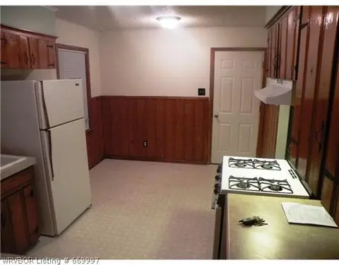 2401 N 55th Ln, Fort Smith, AR 72904 photo 6