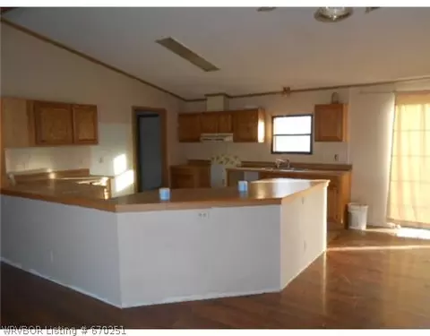 5205 Country Aire Loop, Hackett, AR 72937 photo 3
