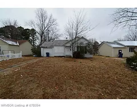 3811 Morris Dr, Fort Smith, AR 72904 photo 2