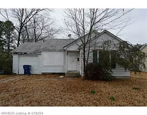 3811 Morris Dr, Fort Smith, AR 72904 photo 3