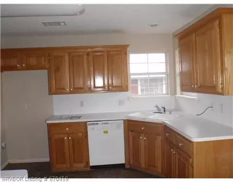 7414 Red Pine Dr, Fort Smith, AR 72916 photo 4