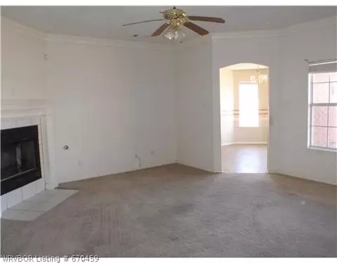 7414 Red Pine Dr, Fort Smith, AR 72916 photo 2