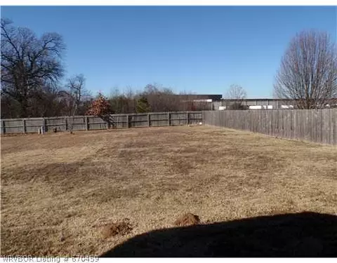 7414 Red Pine Dr, Fort Smith, AR 72916 photo 13