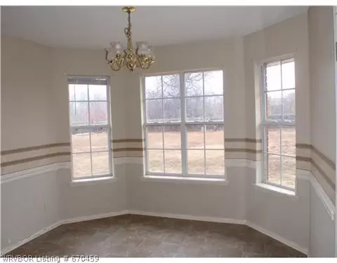 7414 Red Pine Dr, Fort Smith, AR 72916 photo 5