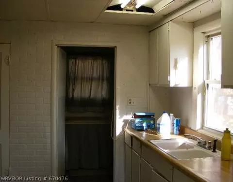 616 N 36th St, Fort Smith, AR 72903 photo 9