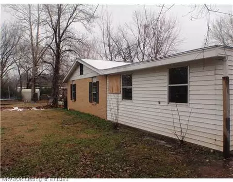 1005 Pattie Ln, Barling, AR 72923 photo 13