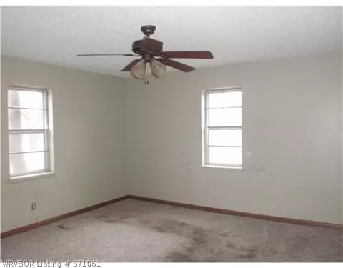 1005 Pattie Ln, Barling, AR 72923 photo 8