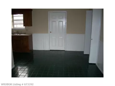 8237 Ouachita Cir, Hackett, AR 72937 photo 4