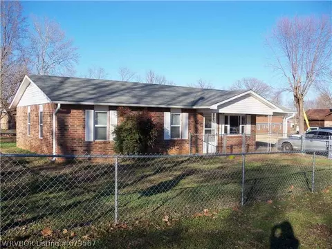 401 E Morgan St, Paris, AR 72855 photo 14