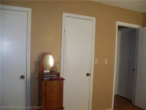 401 E Morgan St, Paris, AR 72855 photo 8