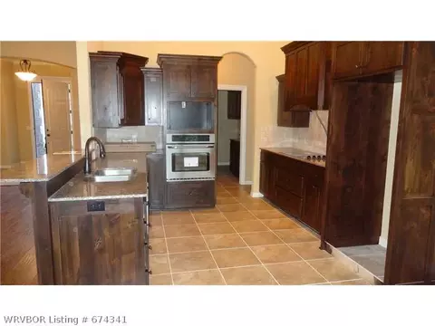 5615 Williamson Pl, Fort Smith, AR 72916 photo 5