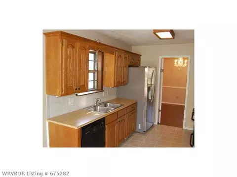 6409 Carthage St, Fort Smith, AR 72903 photo 2