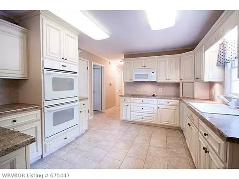 2806 S Enid St, Fort Smith, AR 72901 photo 4