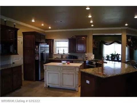 3445 Cardinal Ln, Lavaca, AR 72941 photo 2
