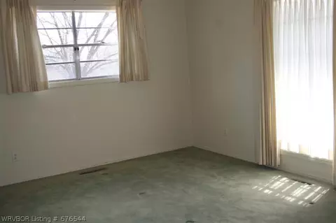4221 S Q St, Fort Smith, AR 72903 photo 6