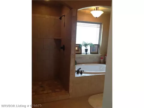 703 Black Creek Ln, Hackett, AR 72937 photo 7