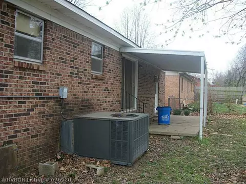 7324 Cheryl Ln, Fort Smith, AR 72908 photo 4