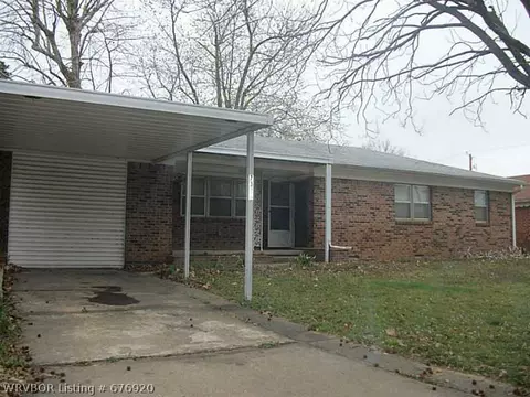 7324 Cheryl Ln, Fort Smith, AR 72908 photo 1