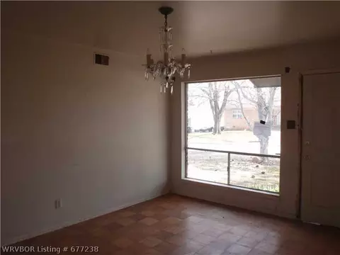 1807 N 33 St, Fort Smith, AR 72904 photo 2
