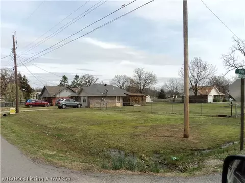 316 Vine St, Hackett, AR 72937 photo 15