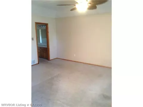 8624 Skypark Dr, Fort Smith, AR 72904 photo 10