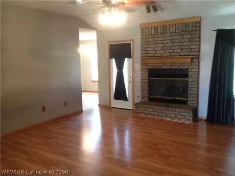8624 Skypark Dr, Fort Smith, AR 72904 photo 5