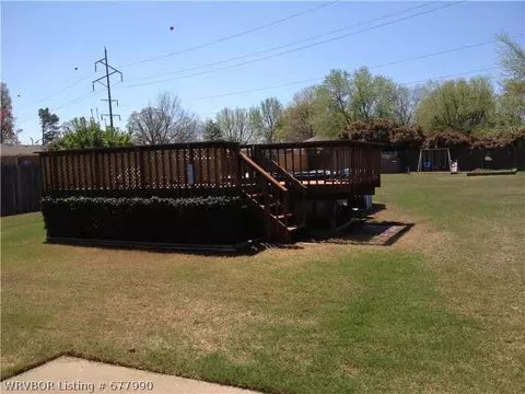 8624 Skypark Dr, Fort Smith, AR 72904 photo 4