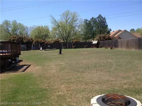 8624 Skypark Dr, Fort Smith, AR 72904 photo 2