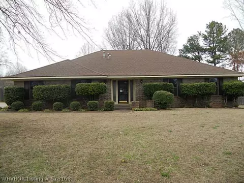 9219 Royal Ridge Dr, Fort Smith, AR 72903 photo 1