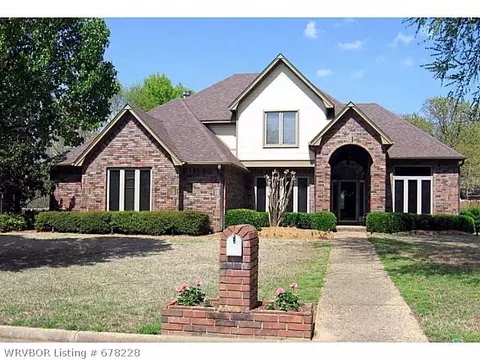 2213 Dundee Dr, Fort Smith, AR 72908 photo 1