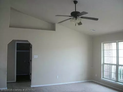 7707 Parkview Dr, Fort Smith, AR 72903 photo 3