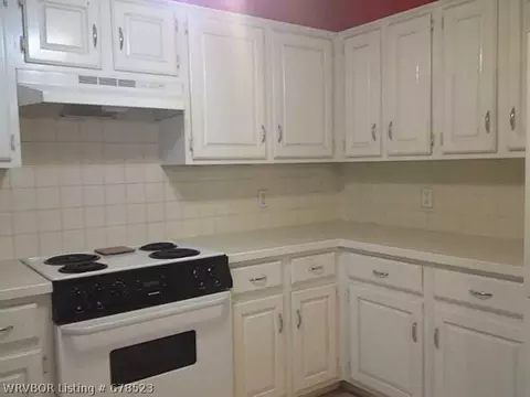 3200 So 58 St, Fort Smith, AR 72903 photo 8