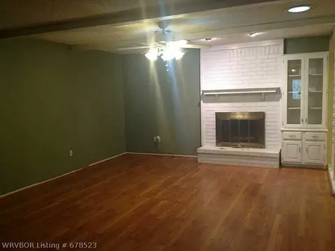 3200 So 58 St, Fort Smith, AR 72903 photo 3