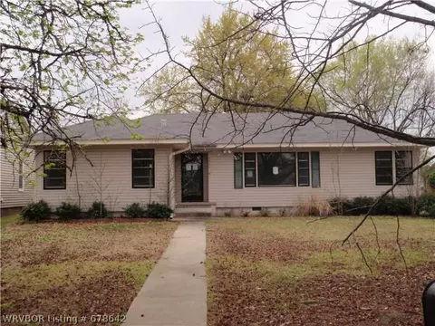 3904 S P St, Fort Smith, AR 72903 photo 1
