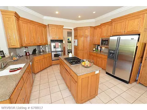 11012 Maple Park Dr, Fort Smith, AR 72916 photo 5