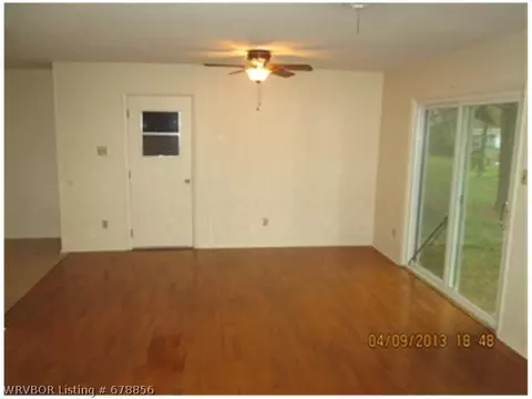 8211 Hermitage Dr, Fort Smith, AR 72908 photo 2