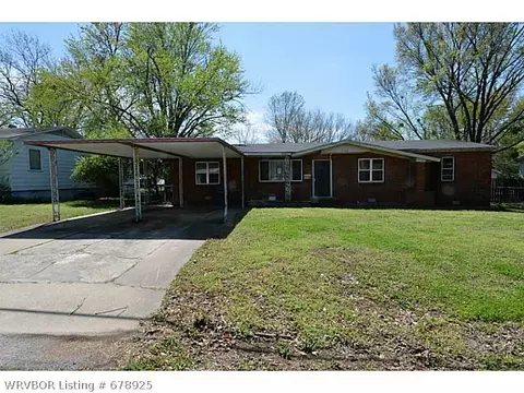 2602 S Savannah St, Fort Smith, AR 72901 photo 2