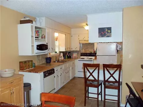 1401 Christie Ln, Lavaca, AR 72941 photo 4