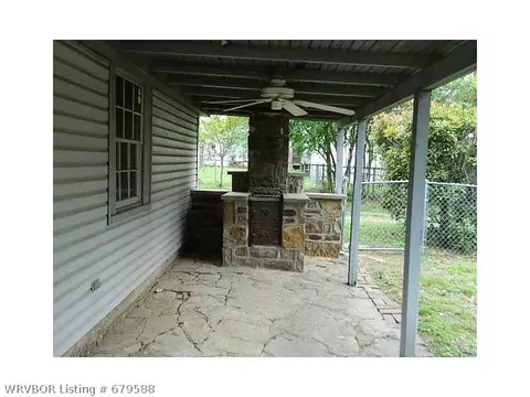 2312 S N St, Fort Smith, AR 72901 photo 6