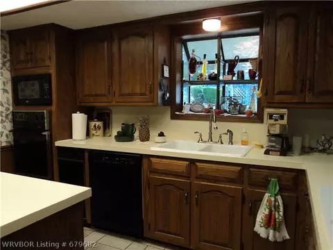 3619 S Southview Dr, Fort Smith, AR 72903 photo 8