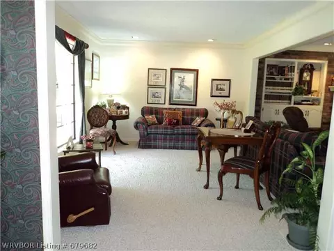 3619 S Southview Dr, Fort Smith, AR 72903 photo 2