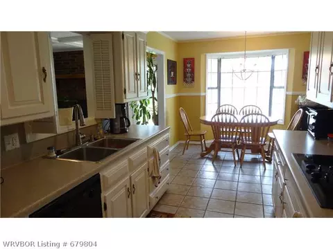 8012 Williamsburg, Fort Smith, AR 72901 photo 7