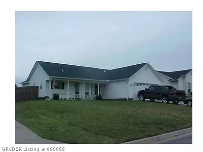 1012 Ruby Dr, Van Buren, AR 72956 photo 1