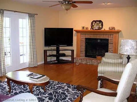 10711 Saint Michael Ct, Fort Smith, AR 72908 photo 6