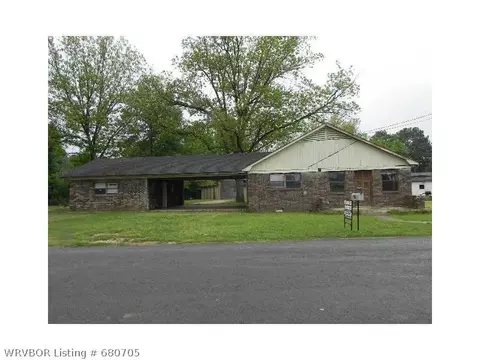 1106 E Academy St, Paris, AR 72855 photo 1