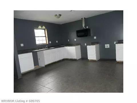 1106 E Academy St, Paris, AR 72855 photo 12